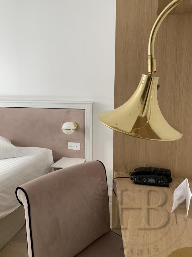 Hotel Boileau à Paris Extérieur photo
